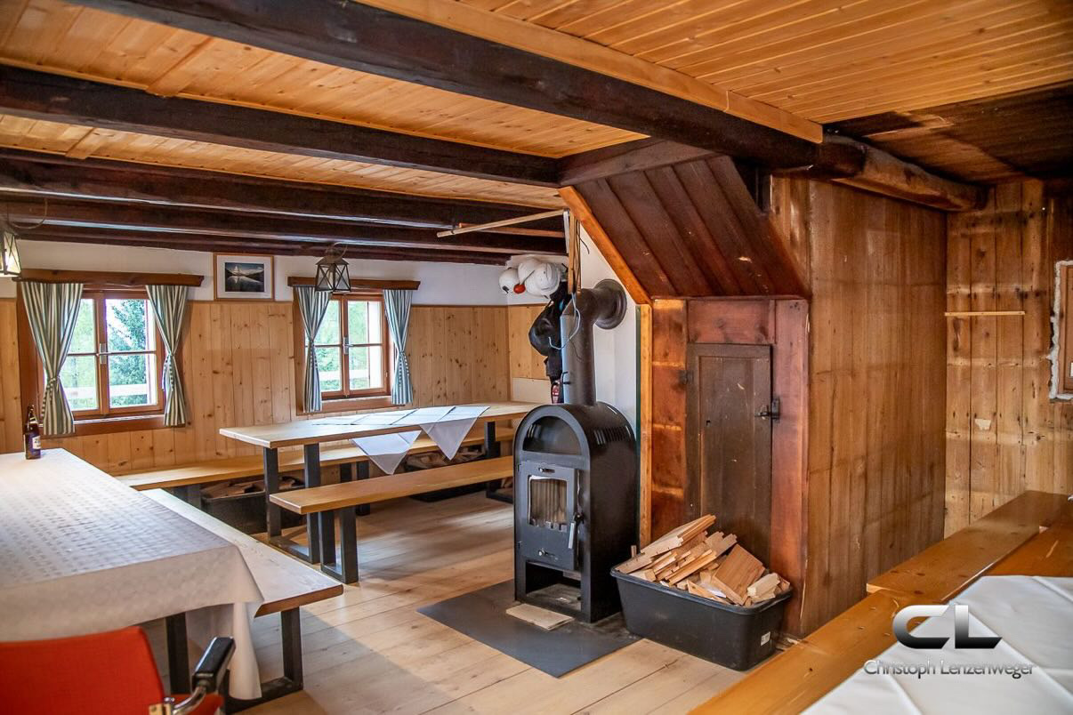 72EA8D9A-3146-4913-B0C3-0EAA93328457